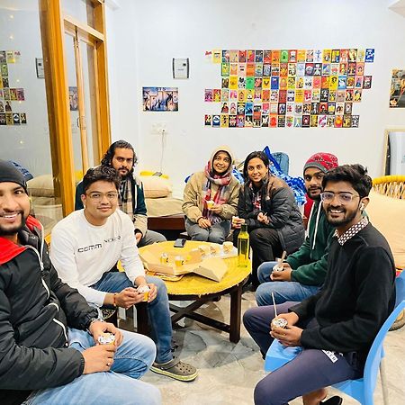 Wuid Stayin Wakeupindoon Dehradun Buitenkant foto
