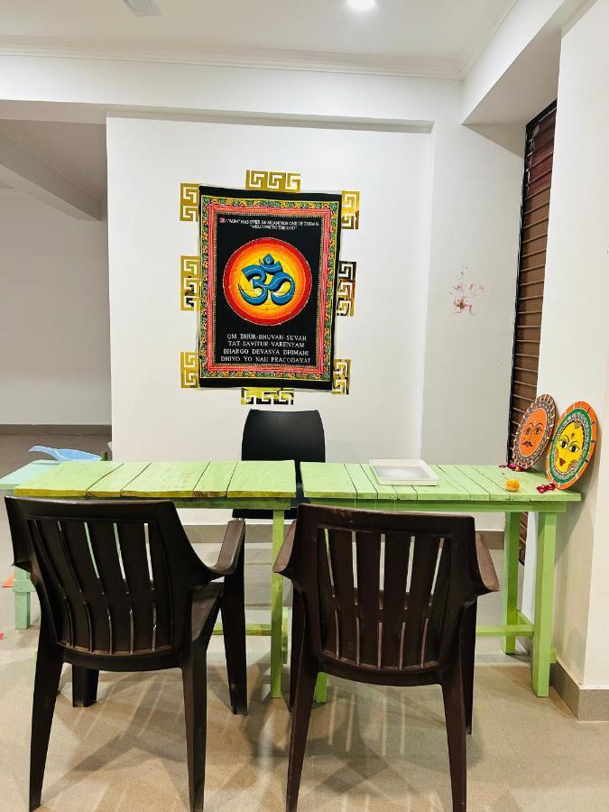 Wuid Stayin Wakeupindoon Dehradun Buitenkant foto